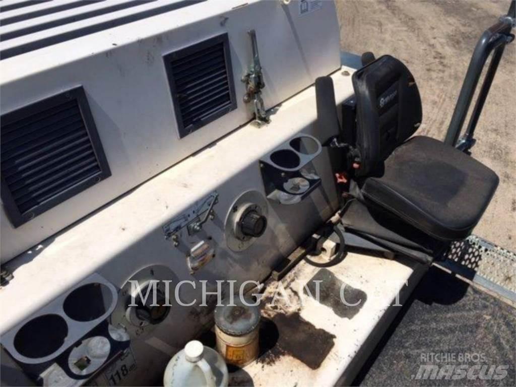 Wirtgen W2100 Asfalta dzesēšanas iekārtas