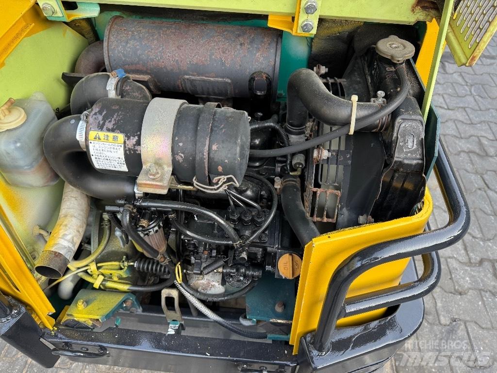 Yanmar B12 Mini ekskavatori < 7 t