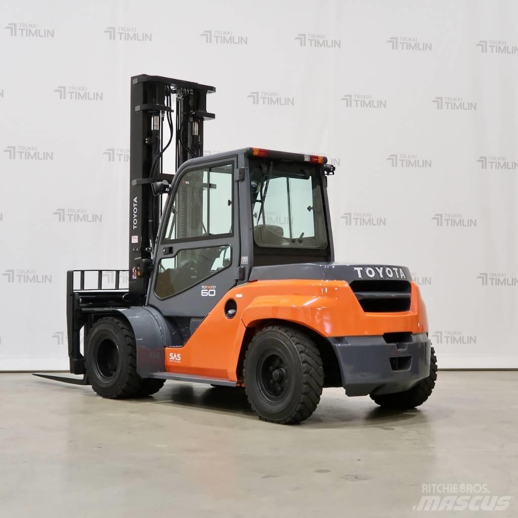Toyota 40-8FD60N Tehnika ar dīzeļa dzinēju