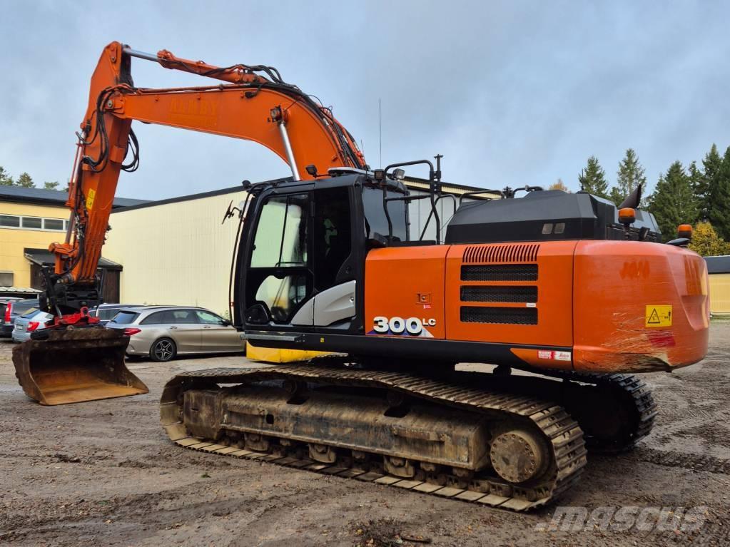 Hitachi ZX 300 LC-6 Kāpurķēžu ekskavatori