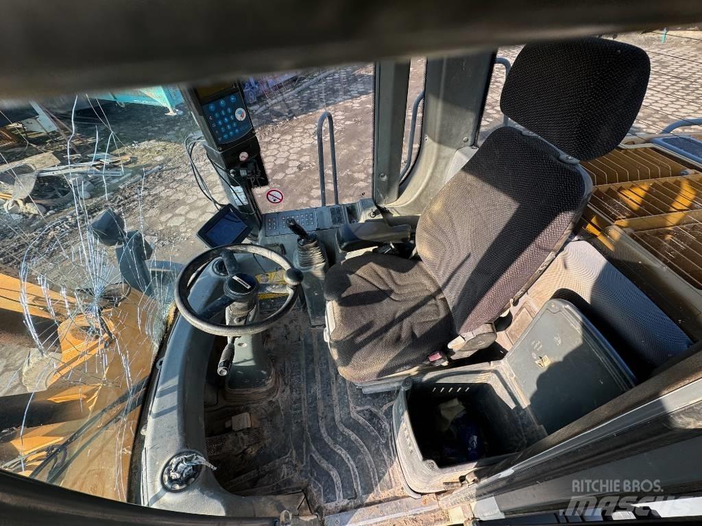 Liebherr L 556 Iekrāvēji uz riteņiem