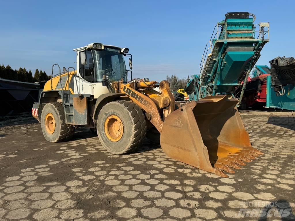 Liebherr L 556 Iekrāvēji uz riteņiem
