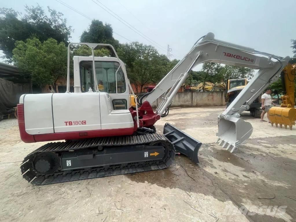 Takeuchi TB180C Kāpurķēžu ekskavatori