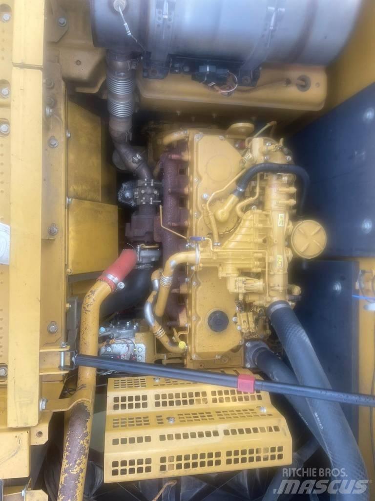 CAT 320 EL Kāpurķēžu ekskavatori