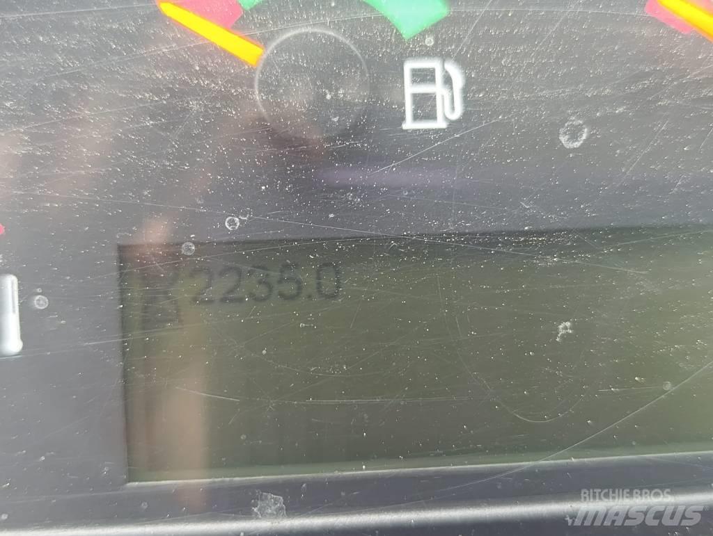 CAT 908 M Iekrāvēji uz riteņiem