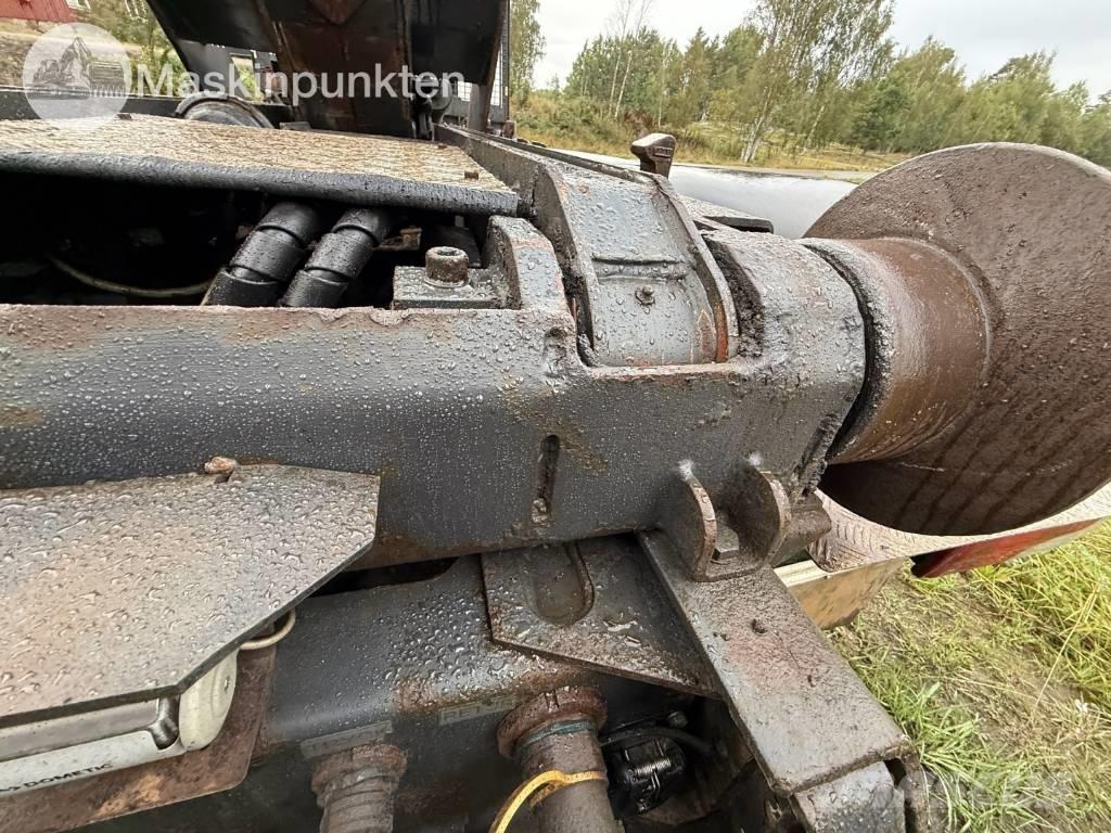 Scania P 380 LB Treileri ar āķi