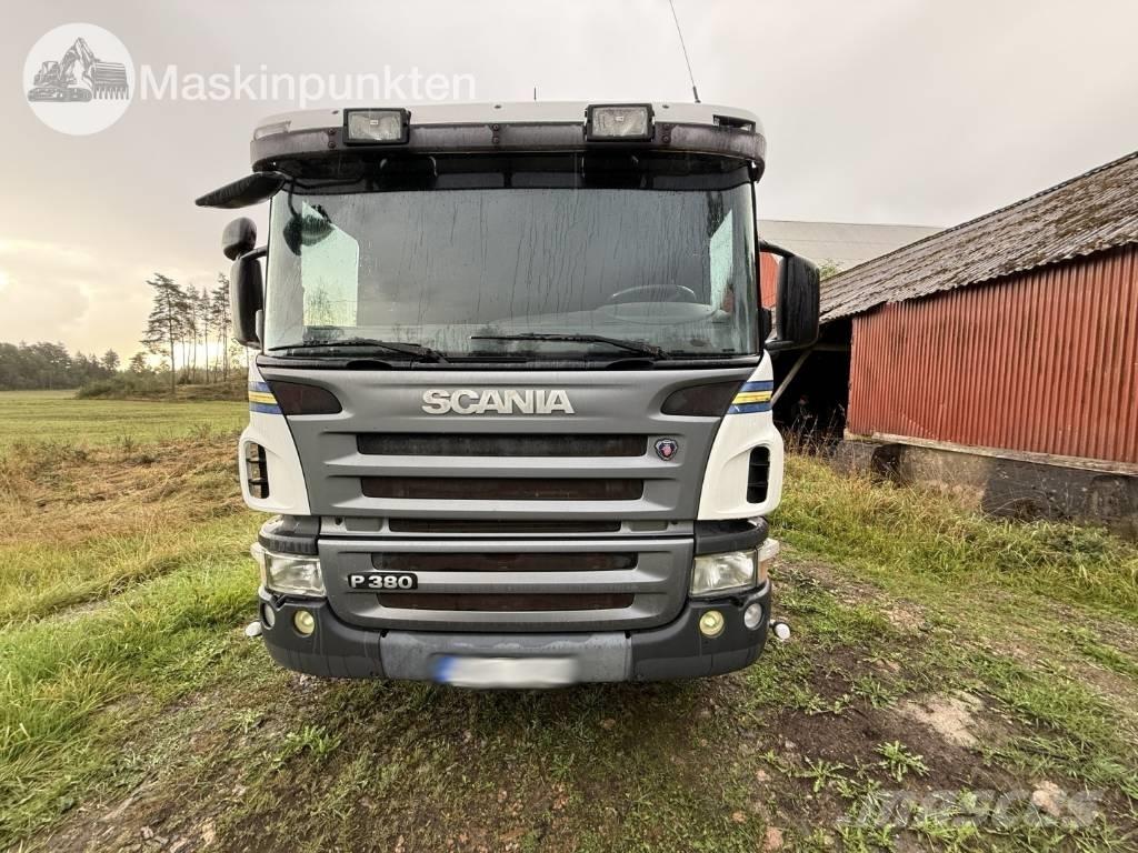 Scania P 380 LB Treileri ar āķi