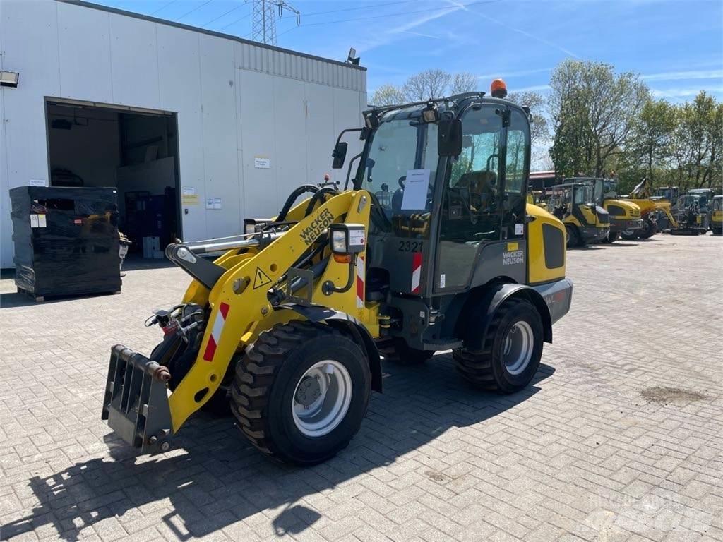 Wacker Neuson WL32 Iekrāvēji uz riteņiem