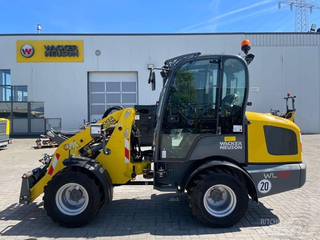 Wacker Neuson WL32 Iekrāvēji uz riteņiem