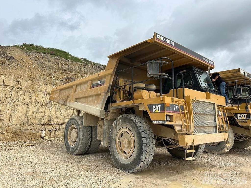 CAT 771D Mini pašizgāzēji