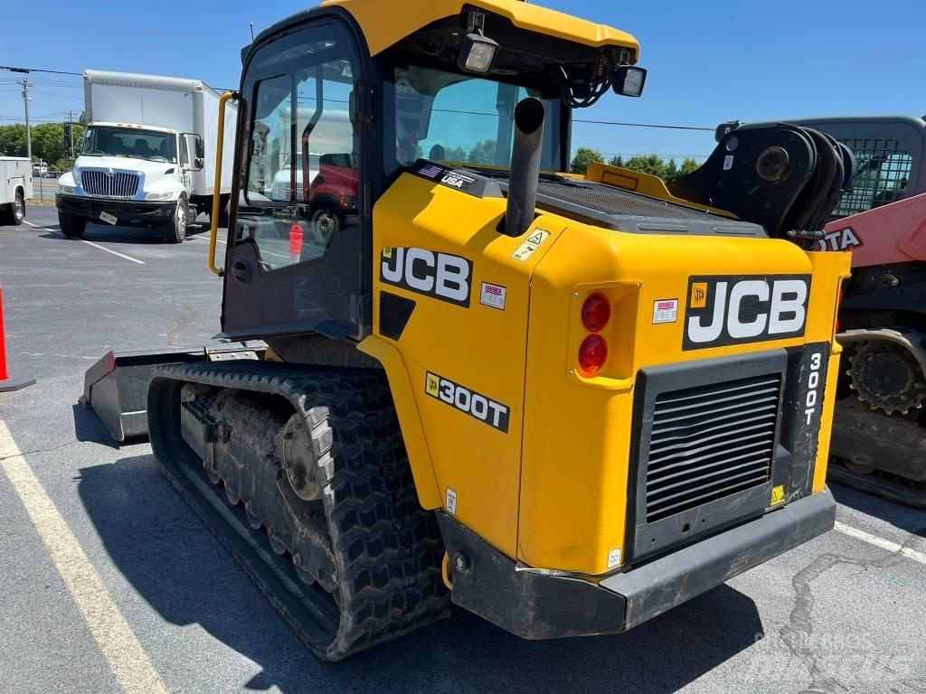 JCB 300 T Lietoti riteņu kompaktiekrāvēji