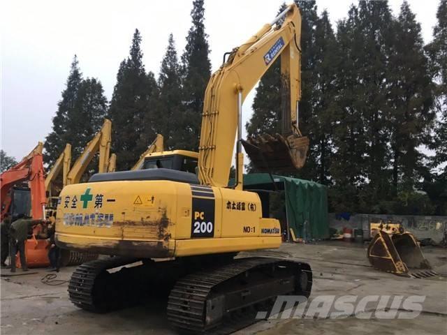 Komatsu pc200-7 Kāpurķēžu ekskavatori