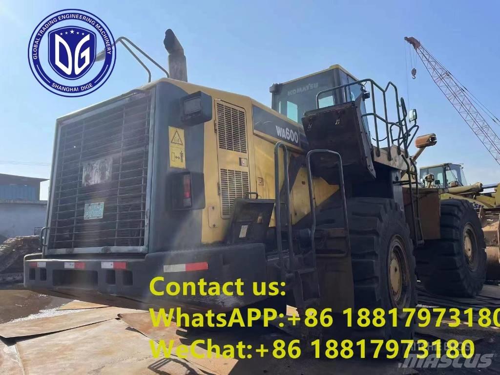 Komatsu WA 600-6 Iekrāvēji uz riteņiem