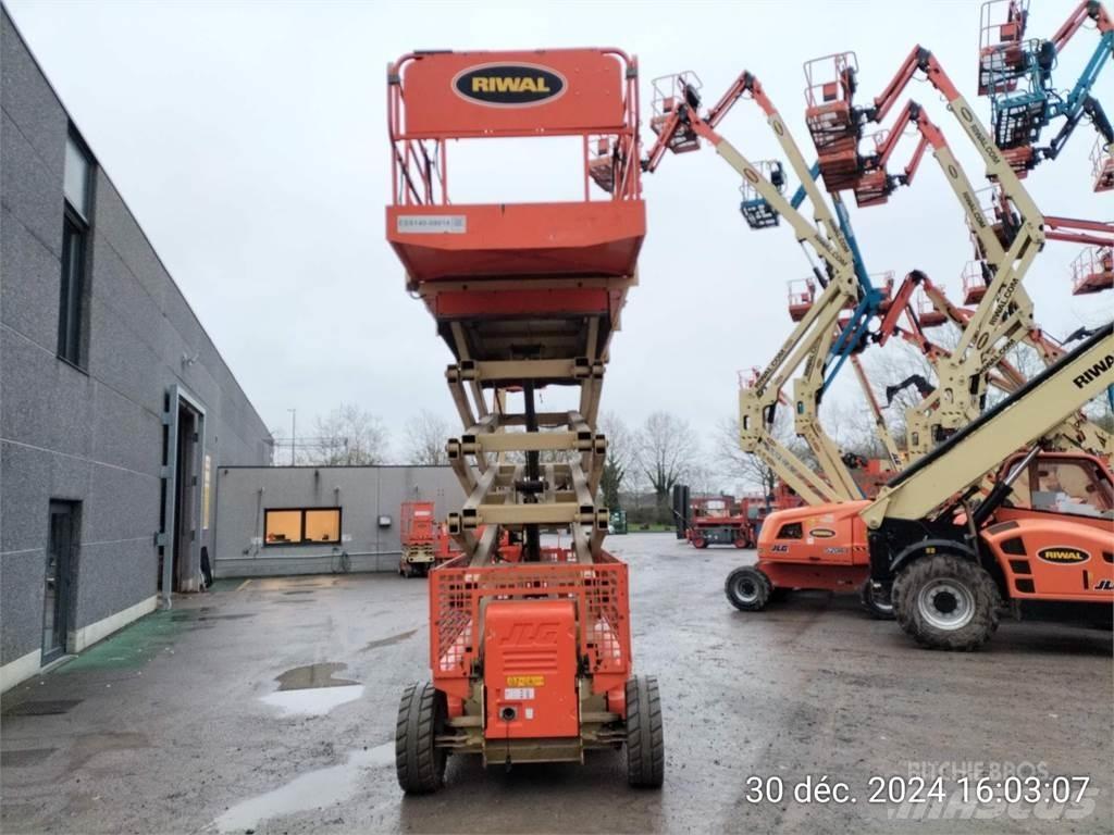 JLG 4069LE Šķerveida pacēlāji