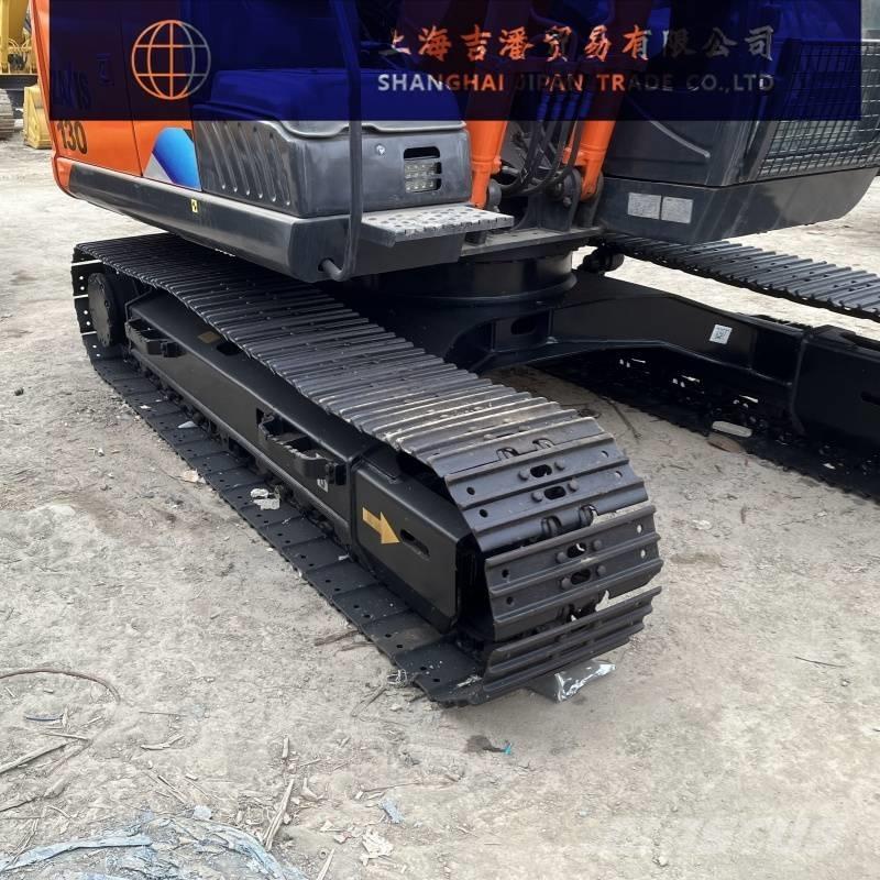 Hitachi ZX 130 Kāpurķēžu ekskavatori