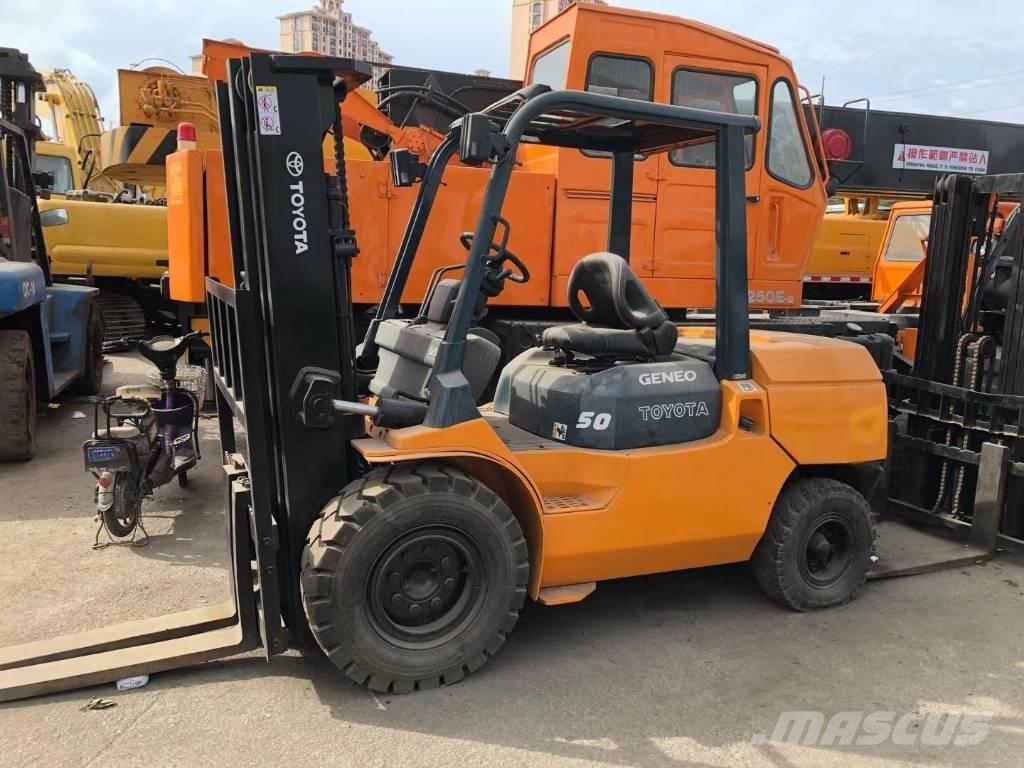 Toyota FD 50 Tehnika ar dīzeļa dzinēju