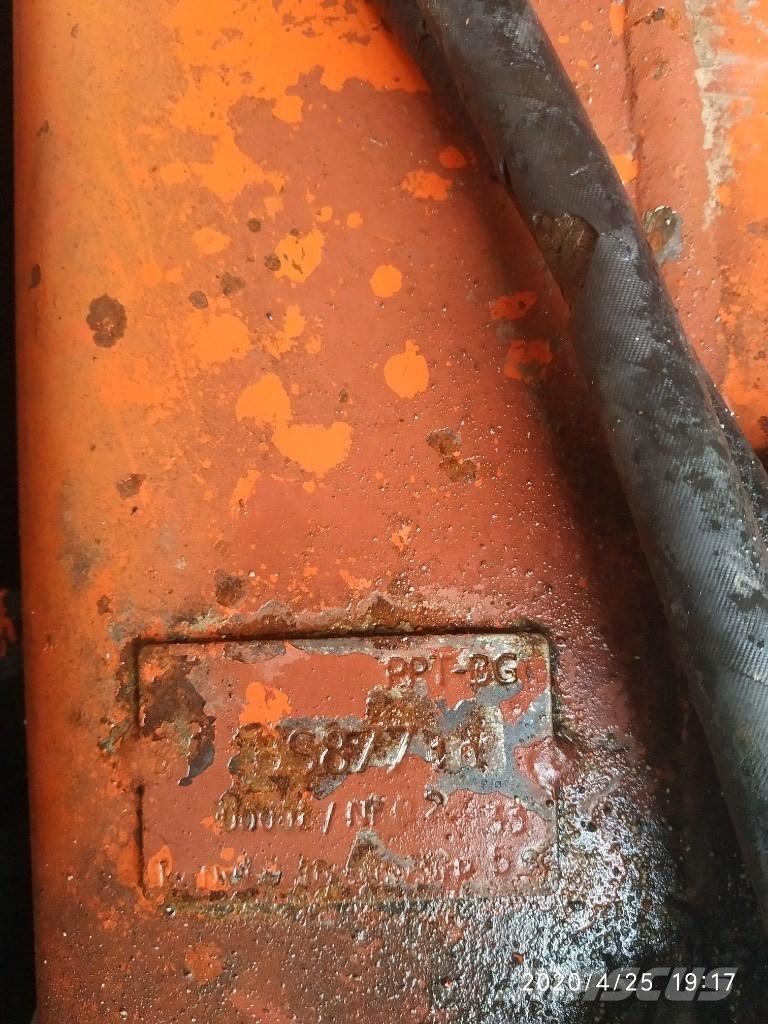 Palfinger BS 877 Iekrāvēju krāni