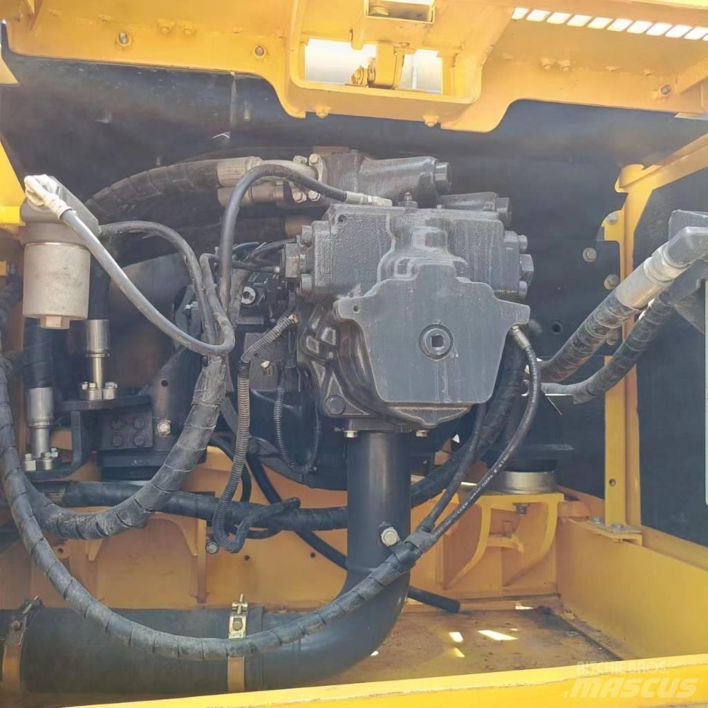 Komatsu PC 350 Kāpurķēžu ekskavatori