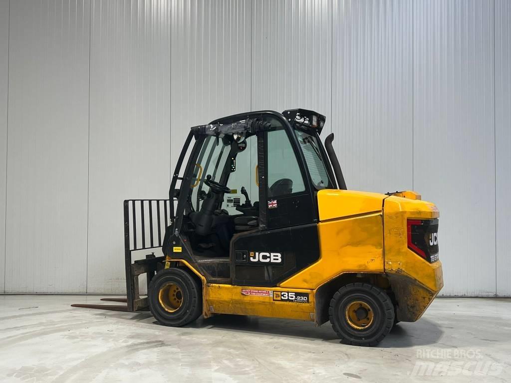 JCB TLT35-23D-2WD Tehnika ar dīzeļa dzinēju