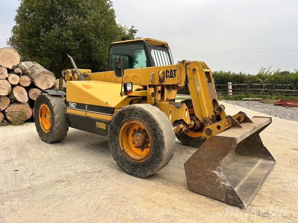 CAT TH 62 Teleskopiskie manipulatori