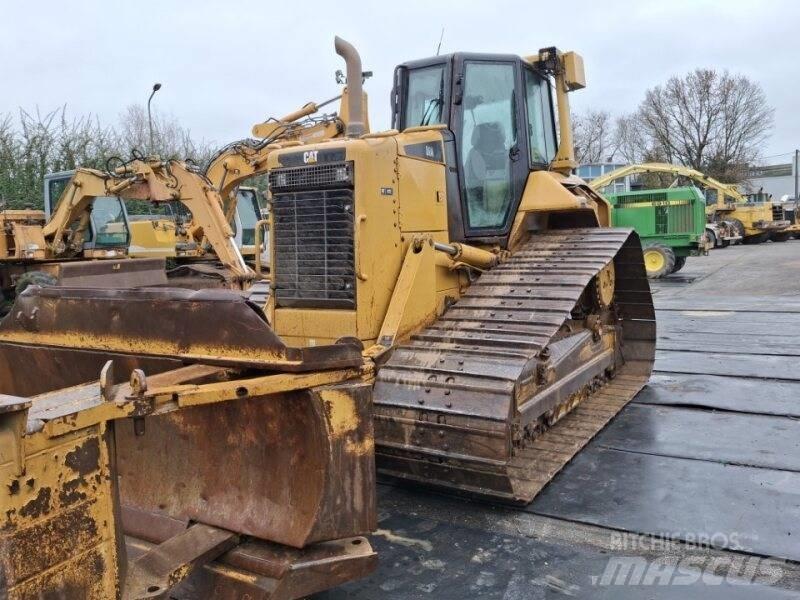 CAT D6N Kāpurķēžu buldozeri