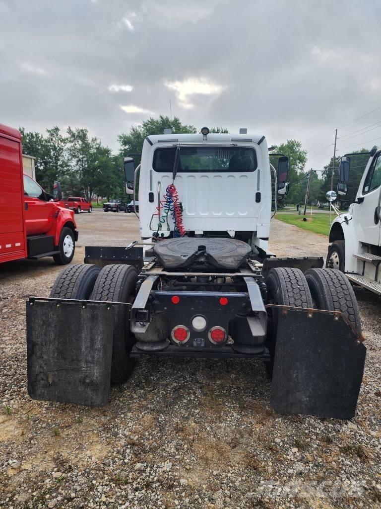 Freightliner M2 Vilcēji