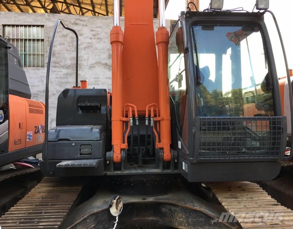Hitachi zx210 Kāpurķēžu ekskavatori