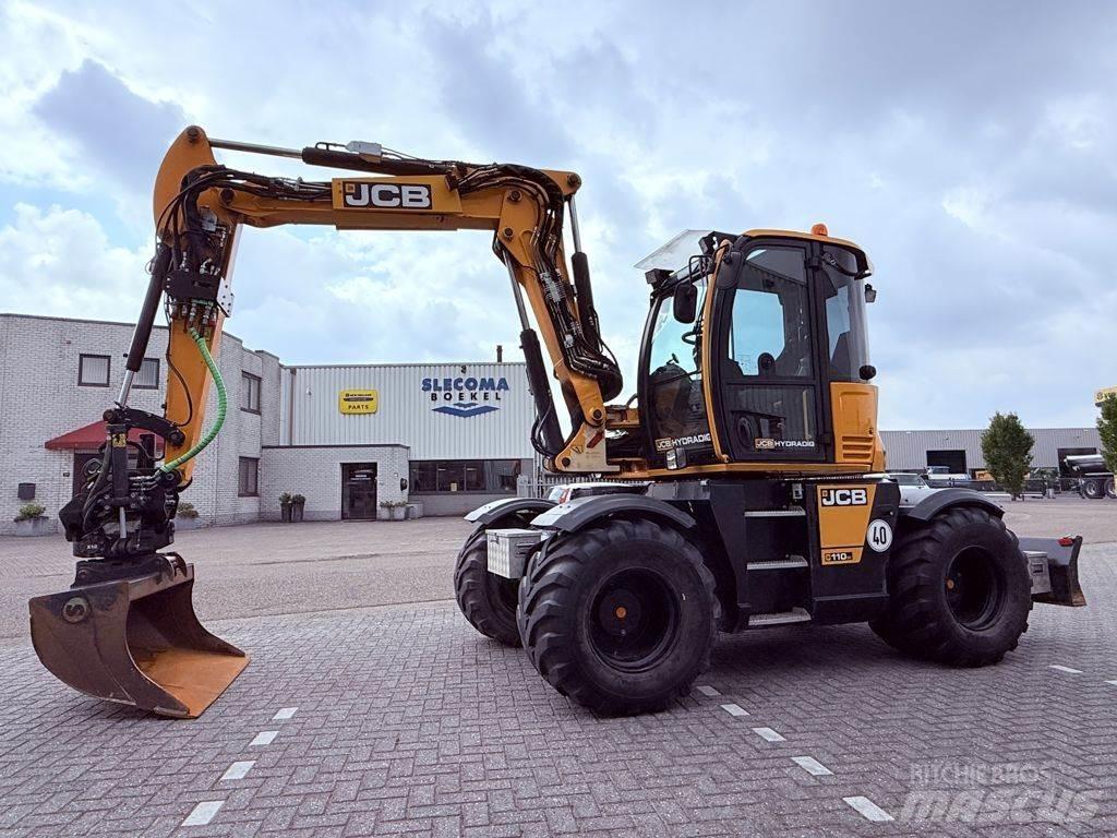 JCB Hydradig 110W Ekskavatori uz riteņiem