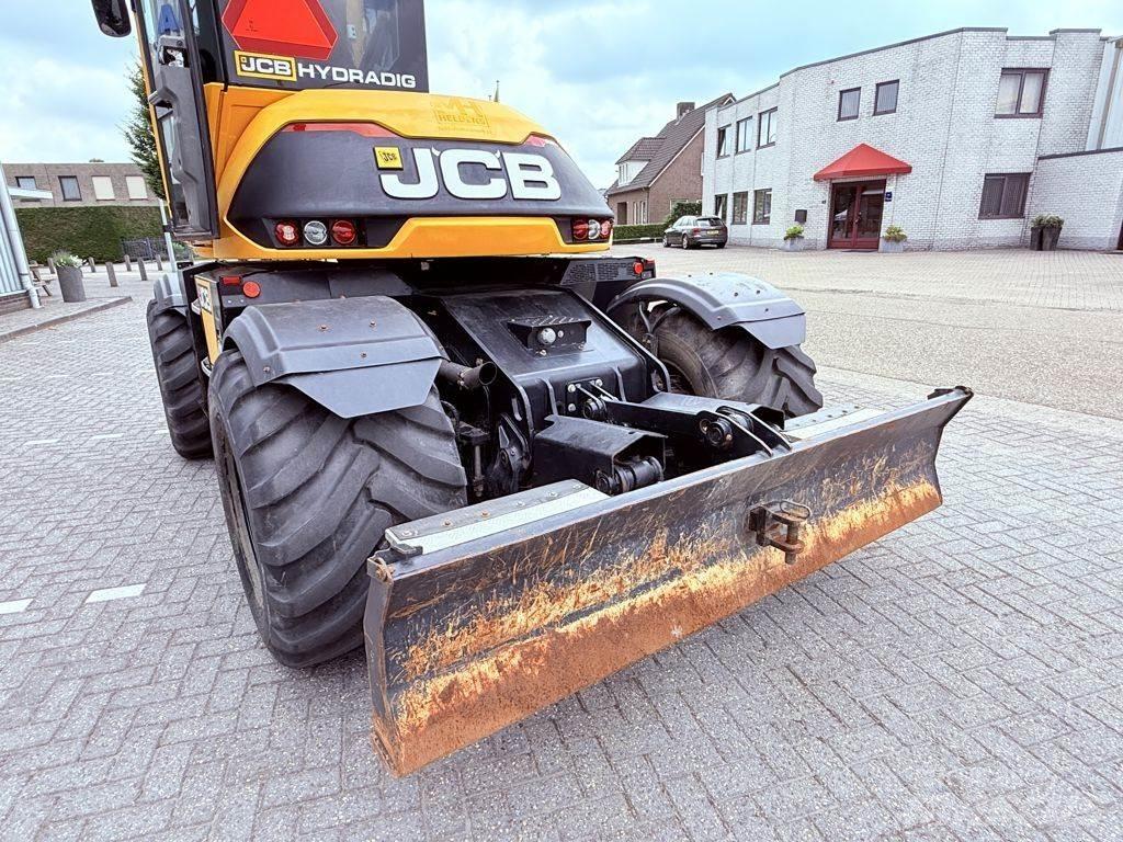 JCB Hydradig 110W Ekskavatori uz riteņiem