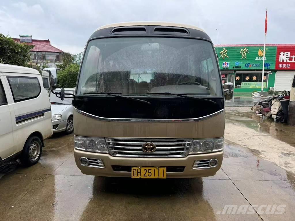 Toyota Coaster Bus Mikroautobusi
