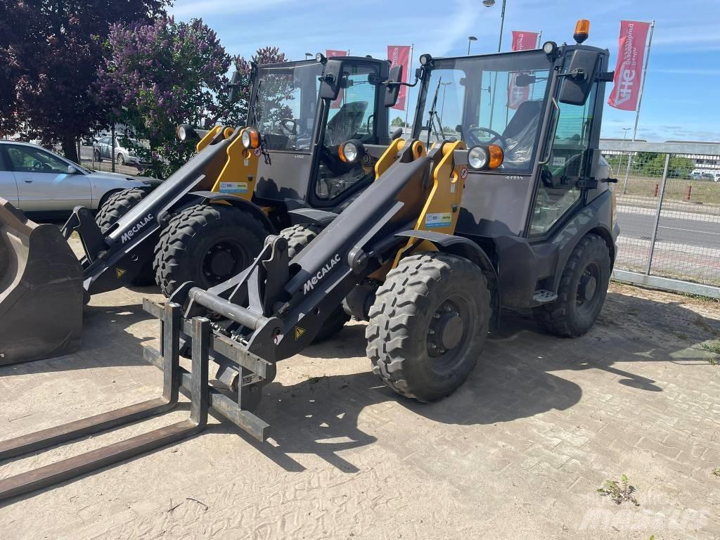 Mecalac AX 700 Iekrāvēji uz riteņiem