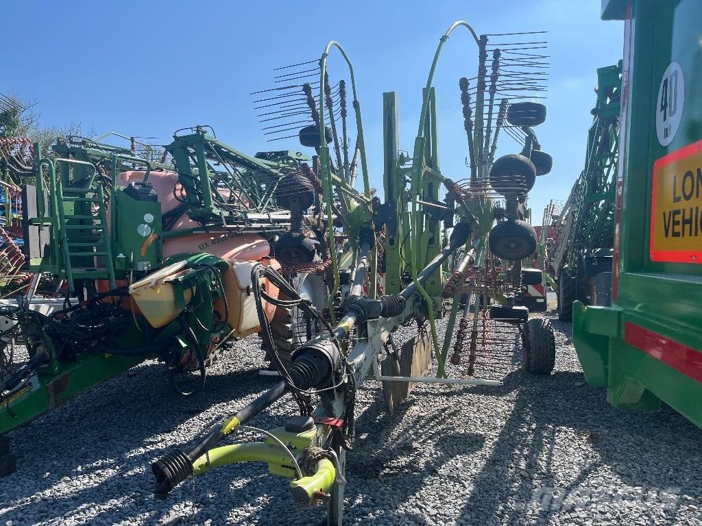 CLAAS Liner 2800 Grābekļi un siena ārdītāji