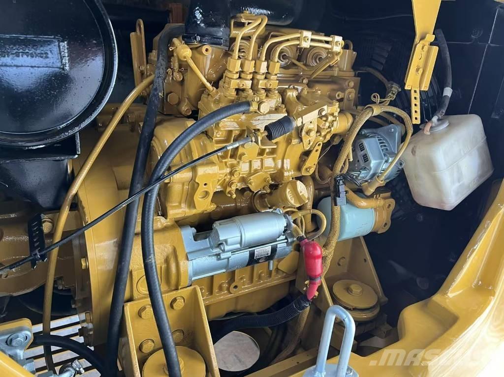 CAT 305.5 Mini ekskavatori < 7 t