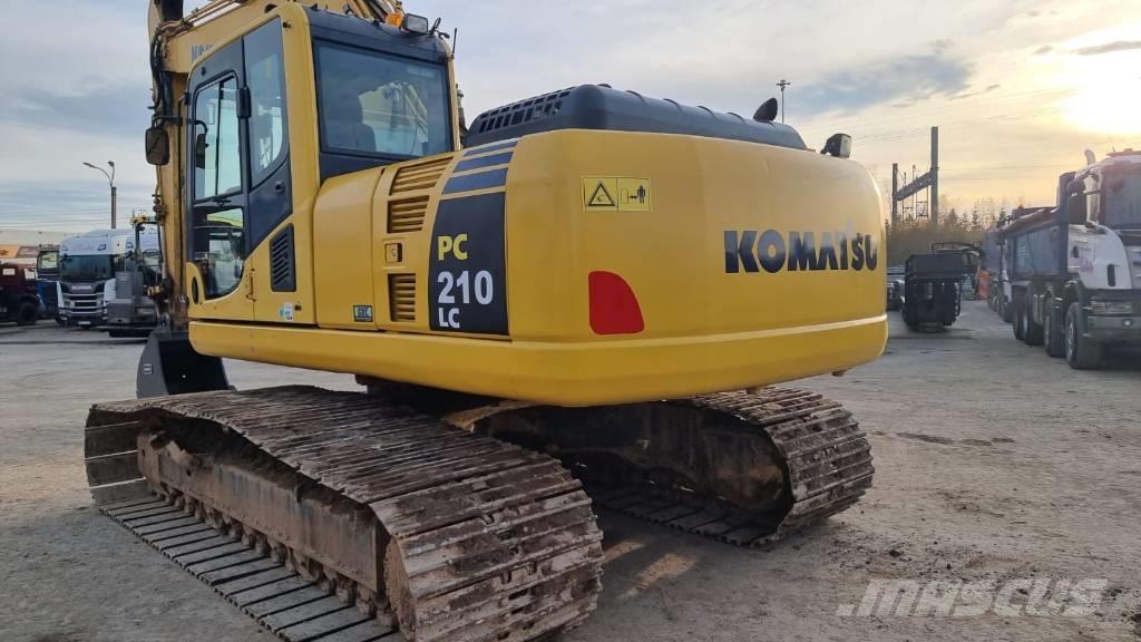 Komatsu PC 210 LC Kāpurķēžu ekskavatori