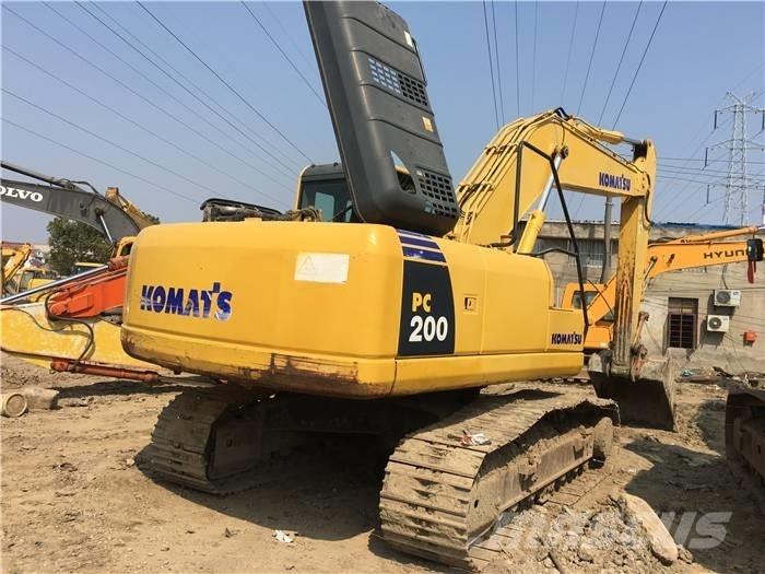 Komatsu PC 200-8 Kāpurķēžu ekskavatori