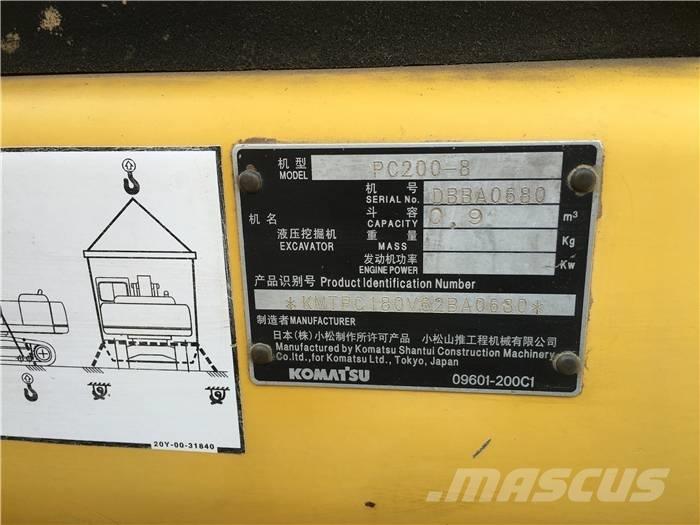 Komatsu PC 200-8 Kāpurķēžu ekskavatori
