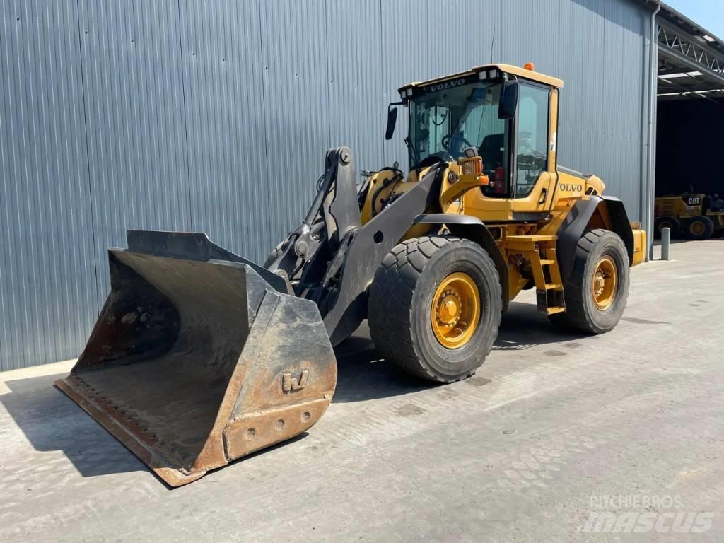 Volvo L90F - 3rd valve Iekrāvēji uz riteņiem