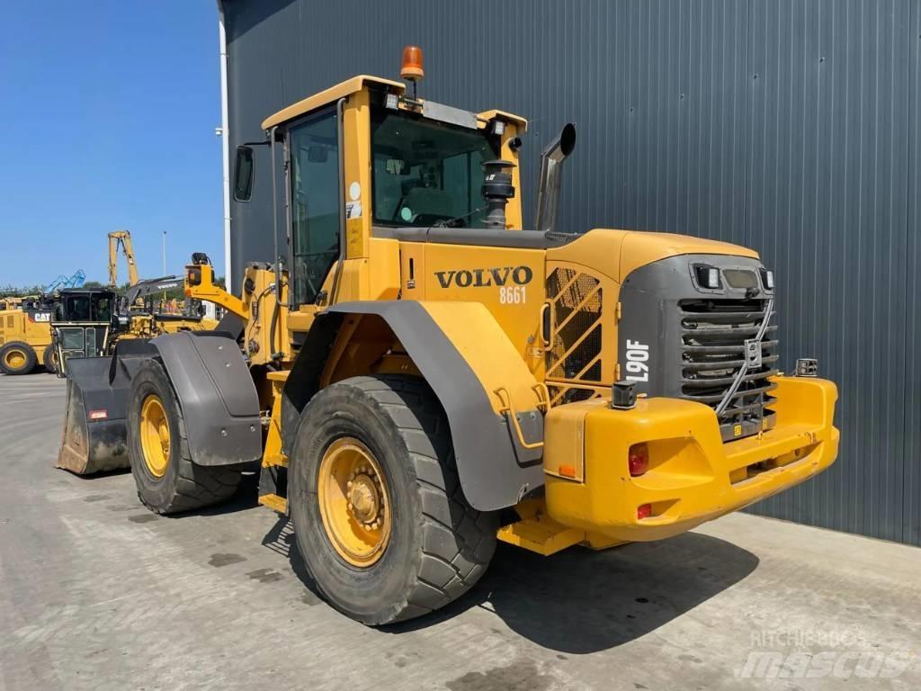 Volvo L90F - 3rd valve Iekrāvēji uz riteņiem