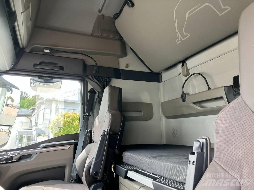 MAN TGX 26.510 Furgons