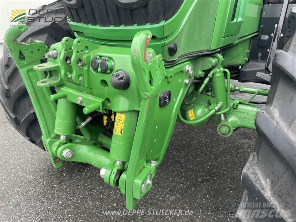 John Deere 6250R Traktori