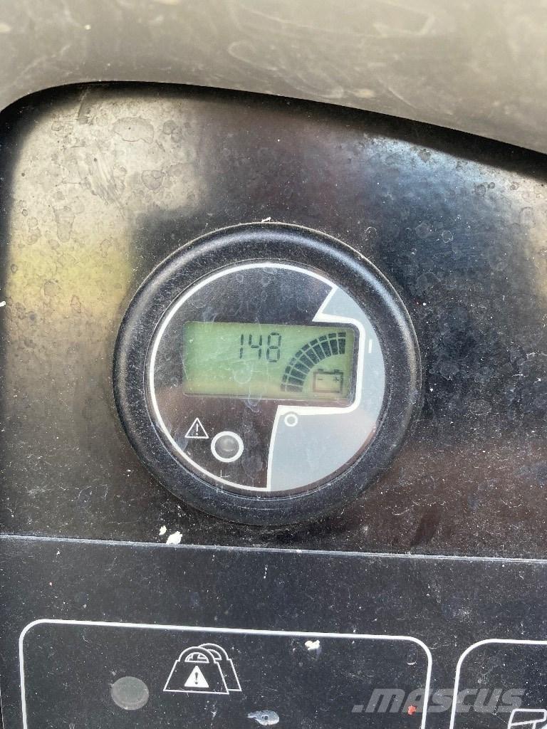 Genie GR 20 J Vertikālie pacēlāji