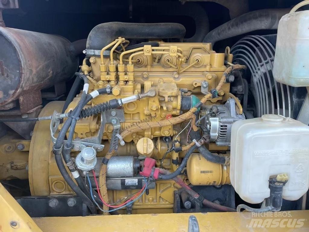 CAT 307 E2 Kāpurķēžu ekskavatori