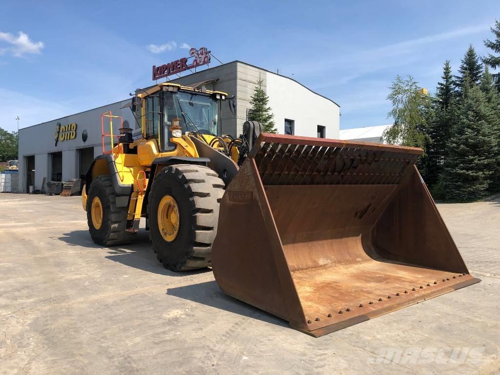 Volvo L220H Iekrāvēji uz riteņiem