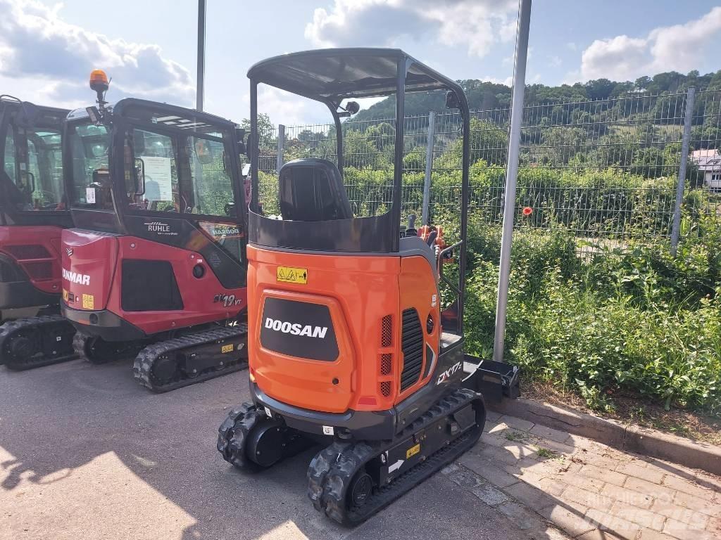 Develon DX 17 Z Mini ekskavatori < 7 t