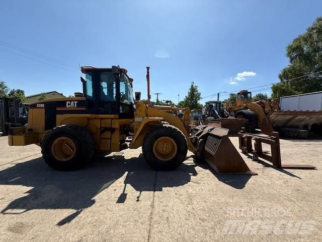 CAT 938 G Iekrāvēji uz riteņiem