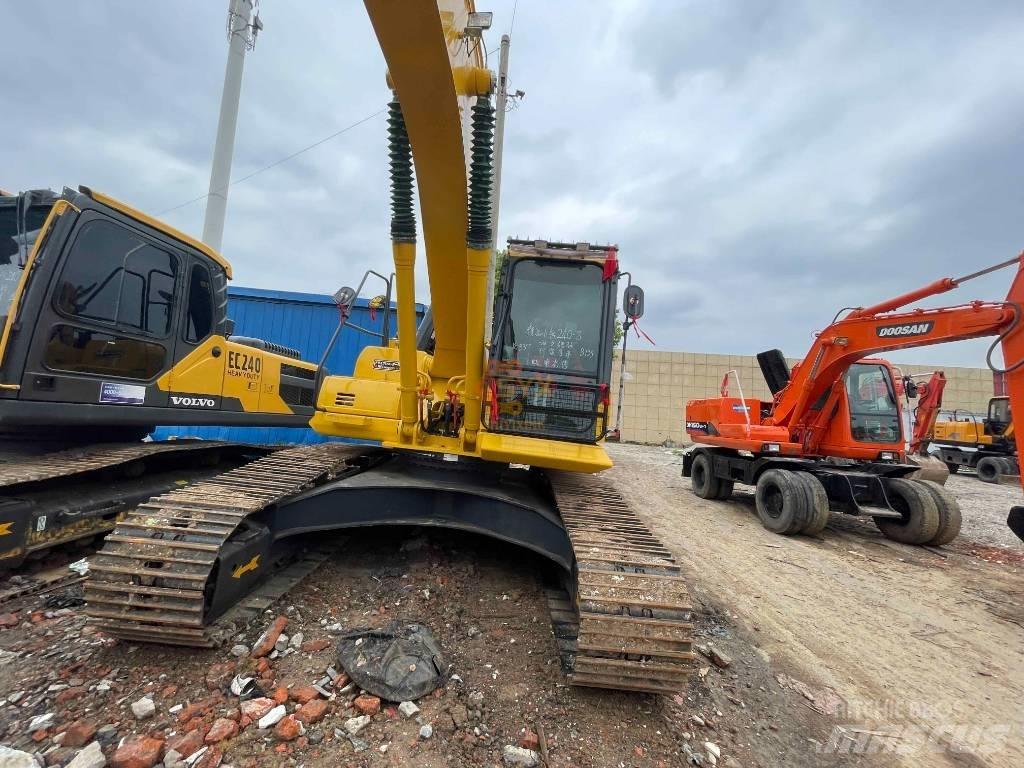 Komatsu PC 240 Kāpurķēžu ekskavatori
