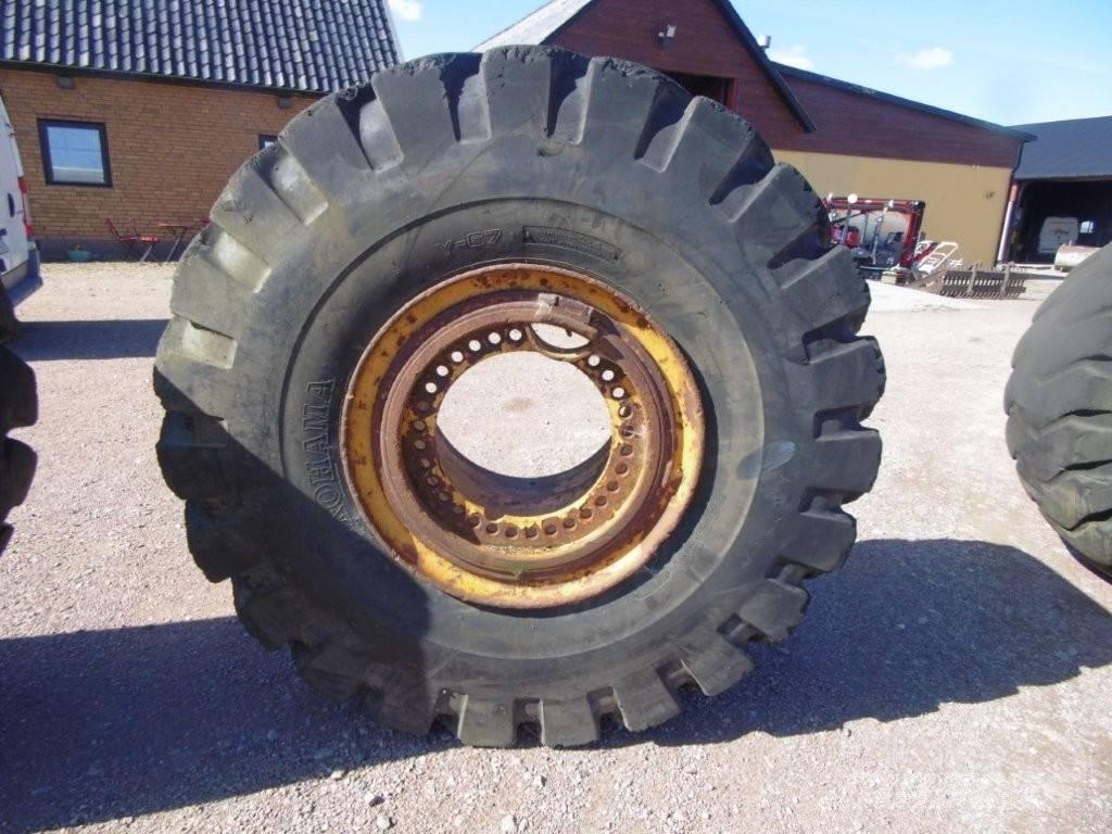  Däck Riepas, riteņi un diski