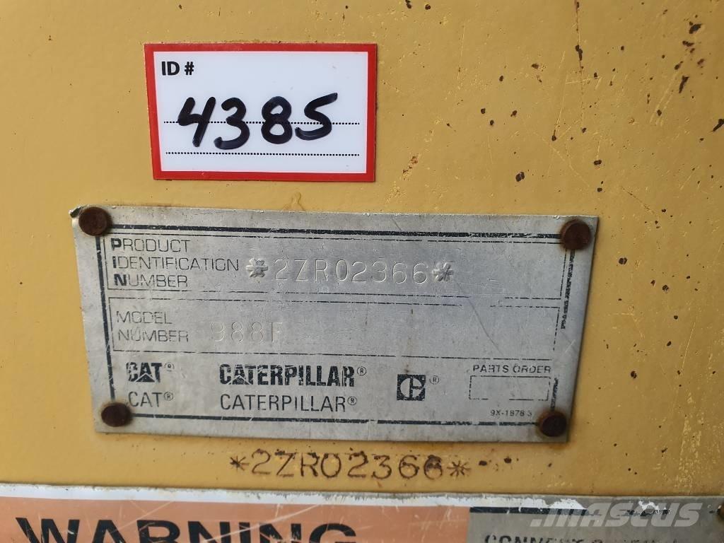 CAT 988 F II Iekrāvēji uz riteņiem