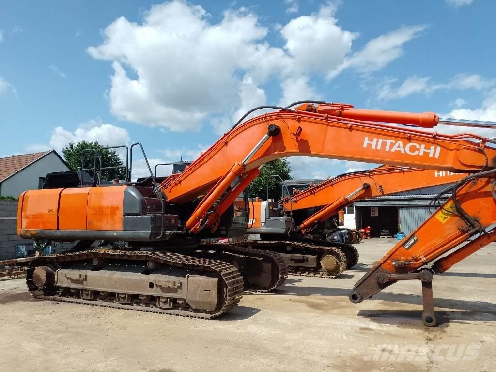 Hitachi ZX350 Iekrāvēji uz riteņiem