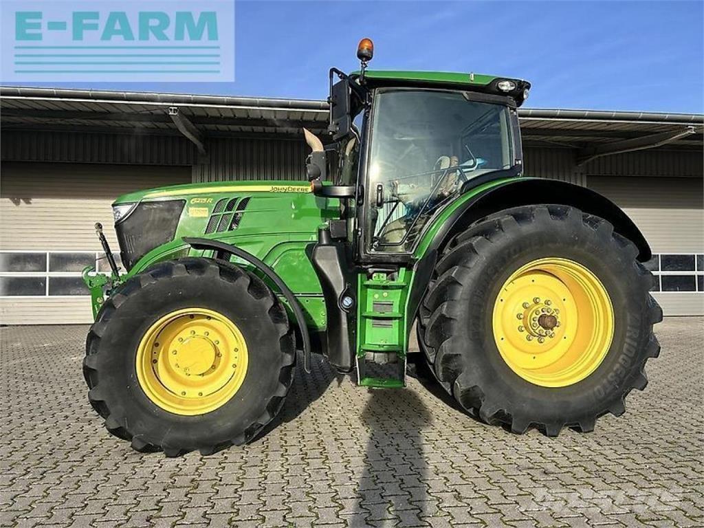 John Deere 6215r Traktori